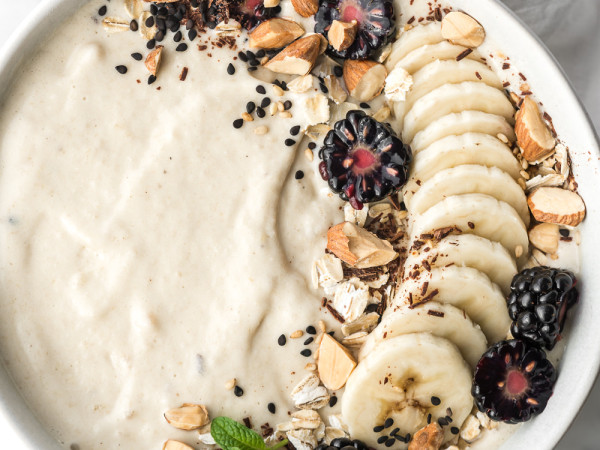 Frosty Snow Miser Smoothie Bowl