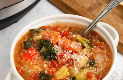 Quick Chicken and Quinoa Soup in the Instant Pot®