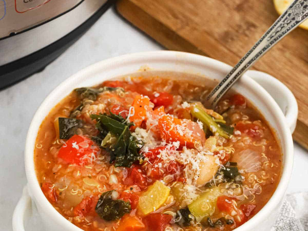 Quick Chicken and Quinoa Soup in the Instant Pot®