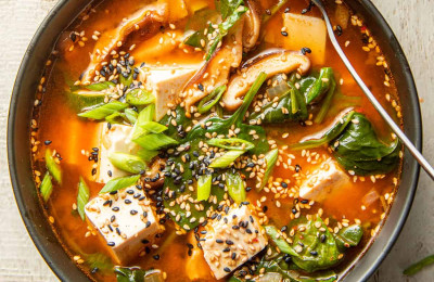 Simple Tofu Soup with 5 Ingredients