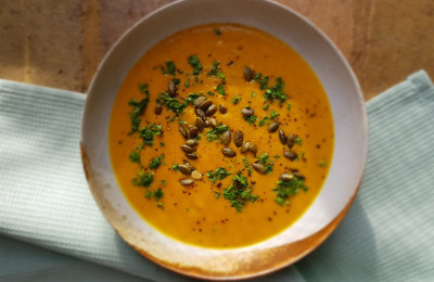 Parsley Soup with Carrots and Cumin