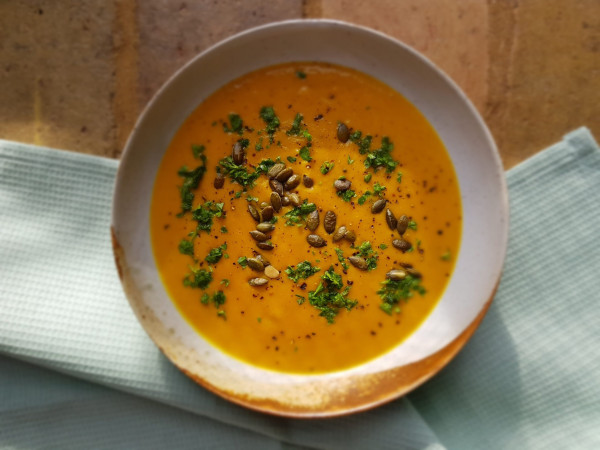 Parsley Soup with Carrots and Cumin
