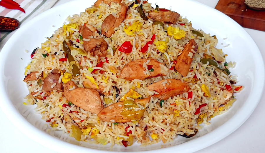 Chinese-style biryani