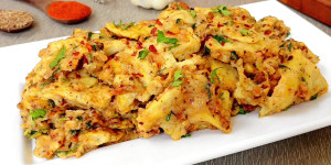 Eggs cooked with garlic