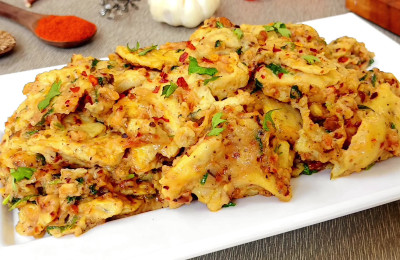 Garlic-infused eggs