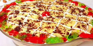 Fruit-infused custard dessert