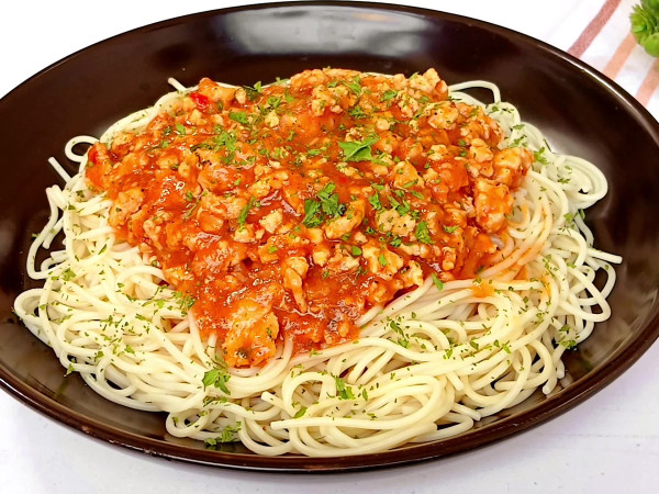 Pasta with Meat Sauce