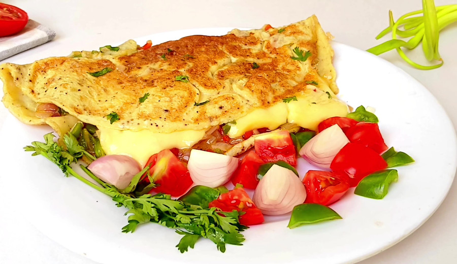 Cheesy Egg Omelet