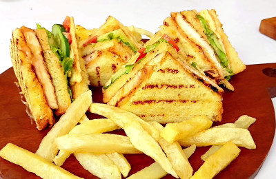 Classic Club Sandwich