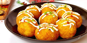 Bread Bites with Chicken Filling