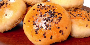 Rolls with Chicken Filling