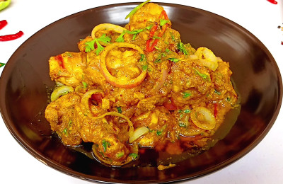 Delicious Onion Chicken Dish