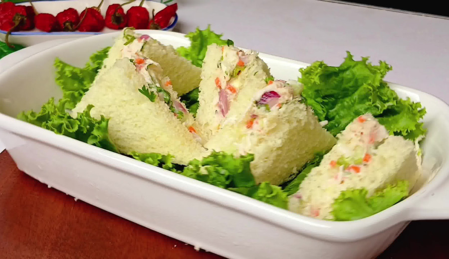 Chicken Salad Sandwich with Mayonnaise