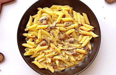 Rich Mushroom Pasta Dish