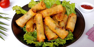 Wraps filled with chicken