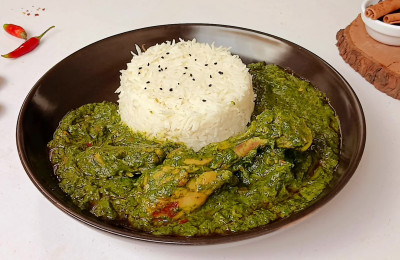 Rich Spinach Chicken Dish