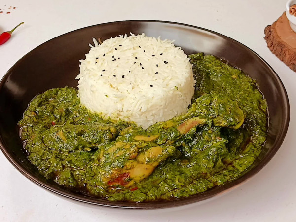 Rich Spinach Chicken Dish
