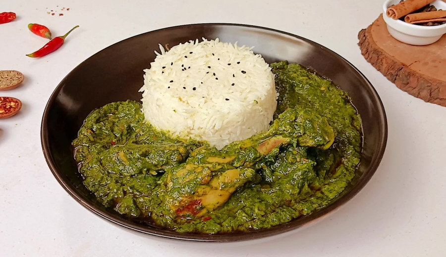 Rich Spinach Chicken Dish