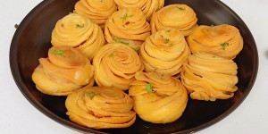 Flaky Pastry Treat with Chicken