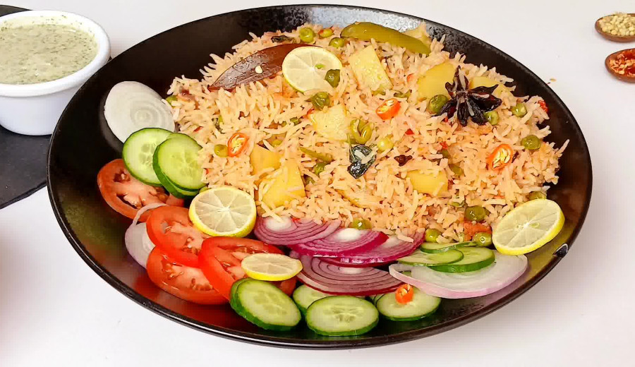 Potato and Pea Rice Dish