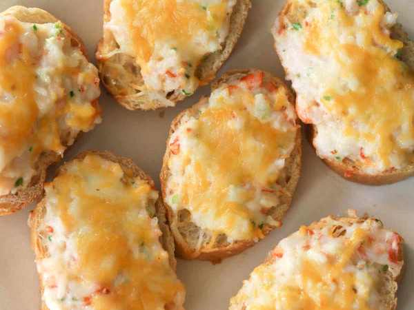 Prepare-Ahead Shrimp and Cheese Brunch Bake
