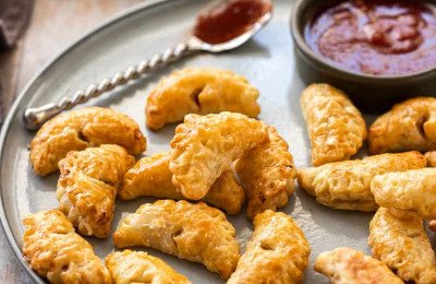 Bacon and Onion Pastries