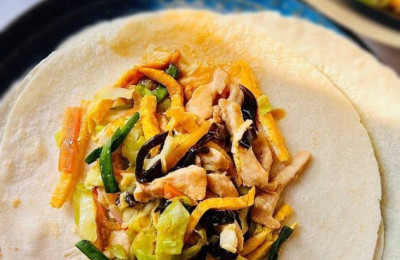 Chicken Moo Shu with Mandarin Pancakes