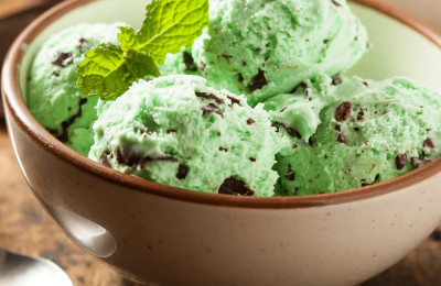 Vegan Nice Cream with Chocolate Chips and Mint