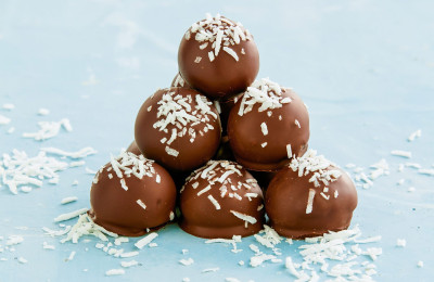 Simple Rum Balls