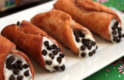 Chocolate Chip Cannoli
