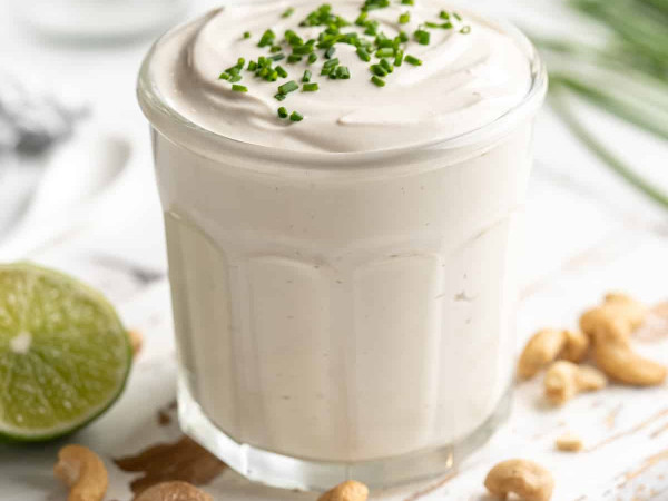 Creamy Cashew Sour Topping