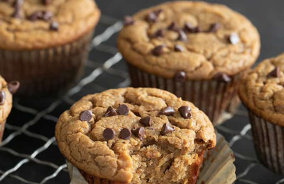 Flourless Peanut Butter Muffins with Chocolate Chips