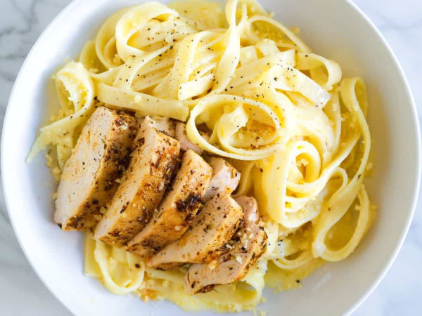 Chicken Alfredo Delight