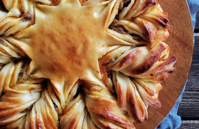 Sausage Stuffed Pull-Apart Bread