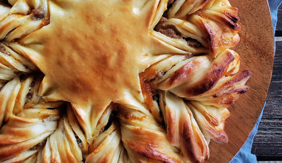 Sausage Stuffed Pull-Apart Bread