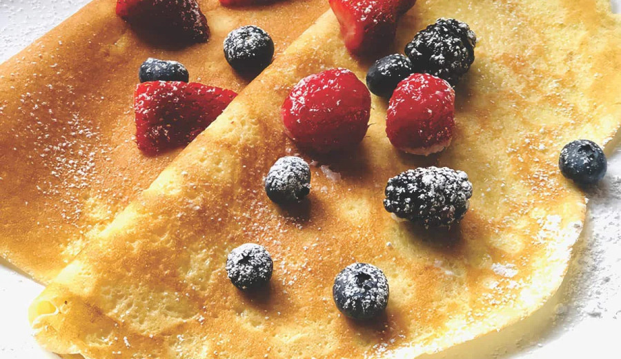 Delicious Western-Style Crepes