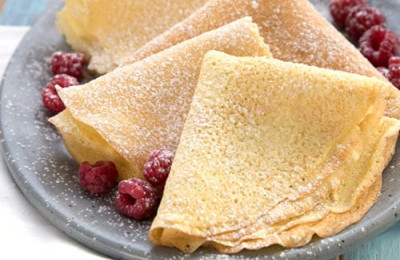 Savory Breakfast Crepes with Low Carbs