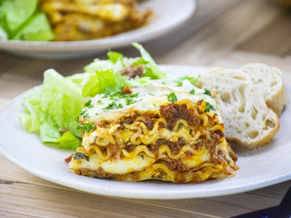 Jaron's Simple Bison Lasagna with Peri-Peri Sauce