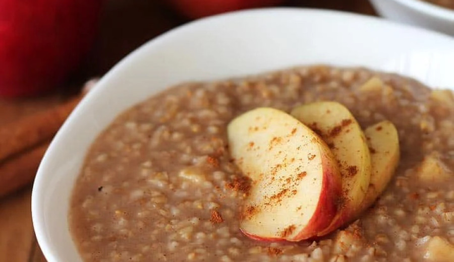 Quick Vegan Steel-Cut Oats with Apple and Cinnamon in the Instant Pot®