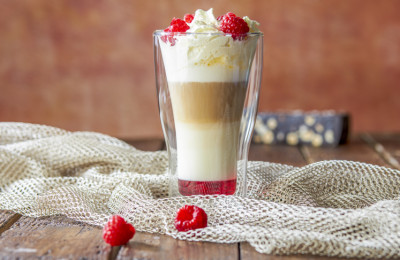 Raspberry Latte with White Chocolate