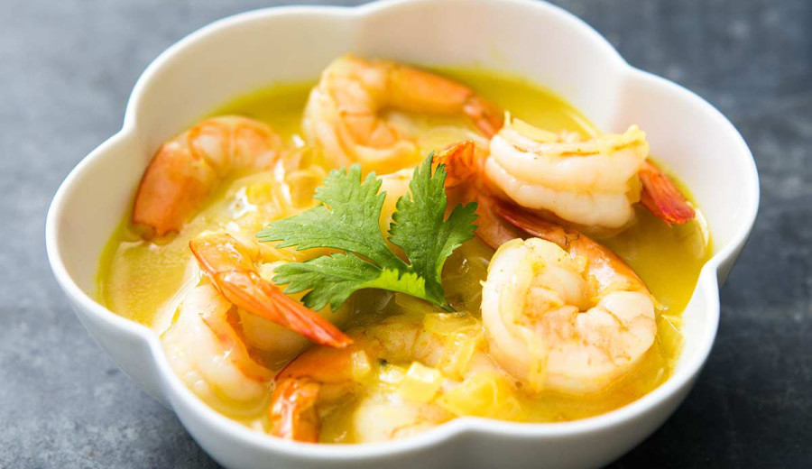 Curry with Coconut and Shrimp