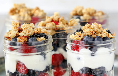 Easy Yogurt Parfaits