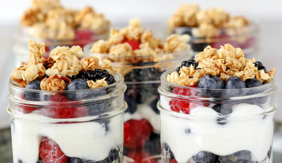 Easy Yogurt Parfaits