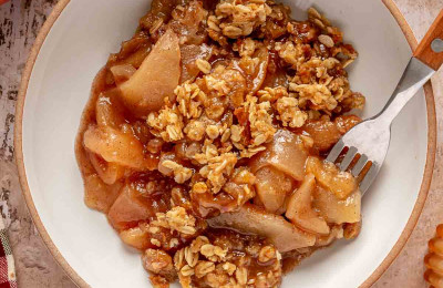 Breakfast Cobbler Made in a Slow Cooker