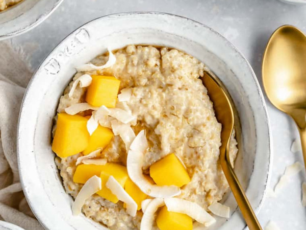 Coconut Steel-Cut Oats Made in a Slow Cooker
