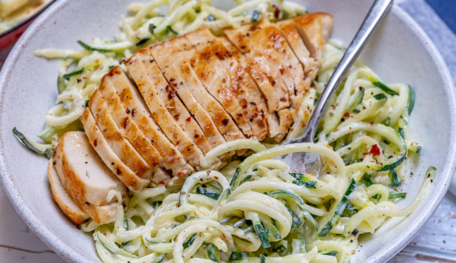 Mike's Incredible Zoodle Fettuccine Alfredo with Chicken