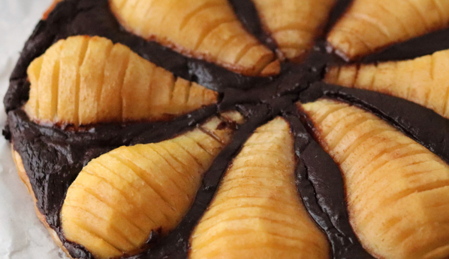 Chocolate Tart with Pears