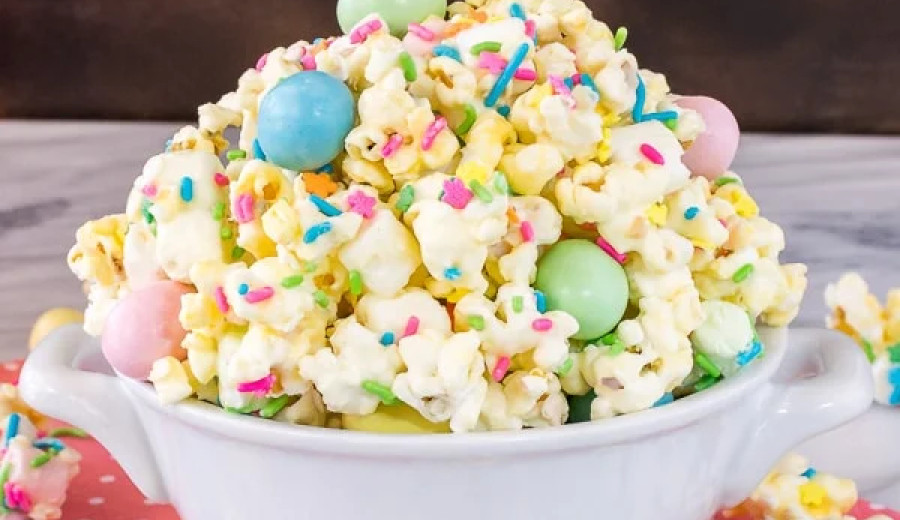 Easter-Themed Popcorn Treat