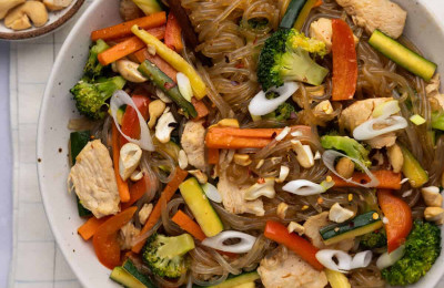 Stir-Fried Glass Noodles with Chicken and Vegetables
