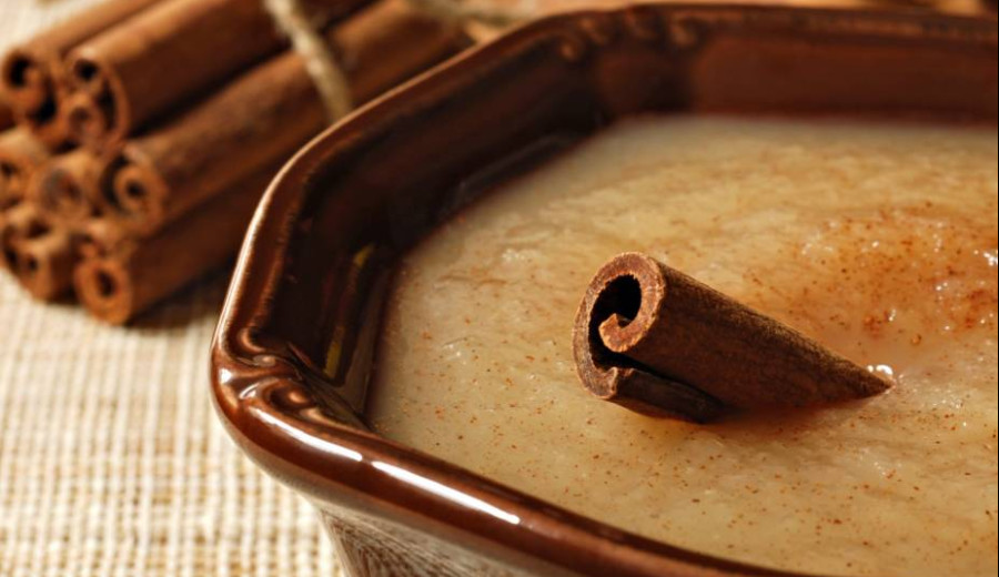 Cinnamon Quince Sauce